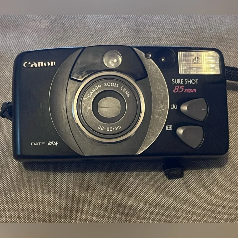 Canon Sure Shot 85mm Point and Shoot VINTAGE Camera - Picture 2 of 6